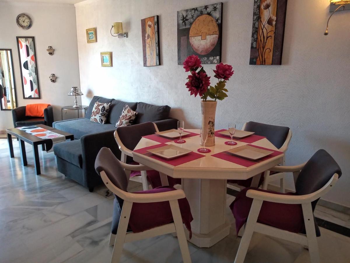 Fuengirola , Beach, Centre ,Balcony With Seaview, For 4 Persons Εξωτερικό φωτογραφία